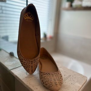 Fergulicious Alishia Flats
